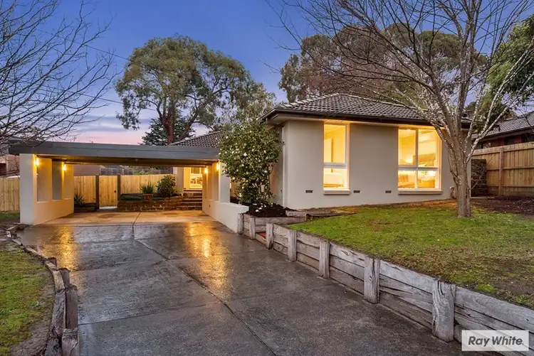 21 GRANT Drive, Bayswater North VIC 3153