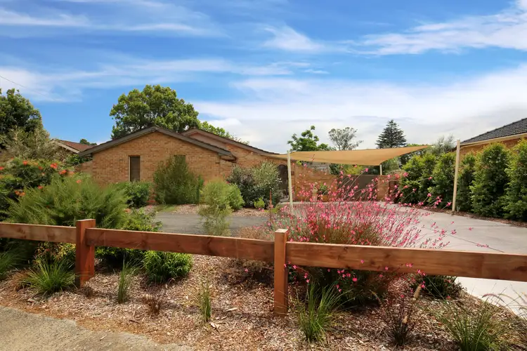 63 Cambewarra Road, Bomaderry NSW 2541