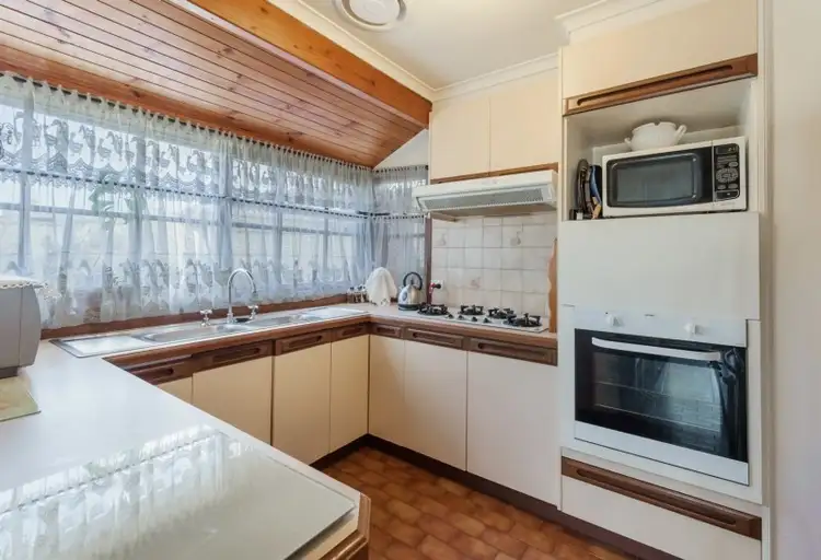 Third view of Homely house listing, 8 Ottery Court, Craigieburn VIC 3064