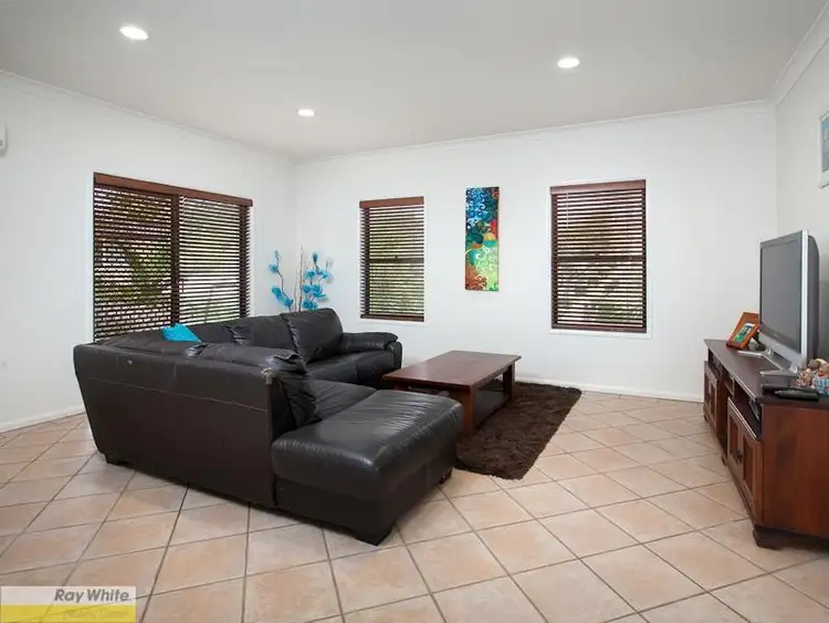 Fifth view of Homely house listing, 10 Bangalow Place, Albany Creek QLD 4035