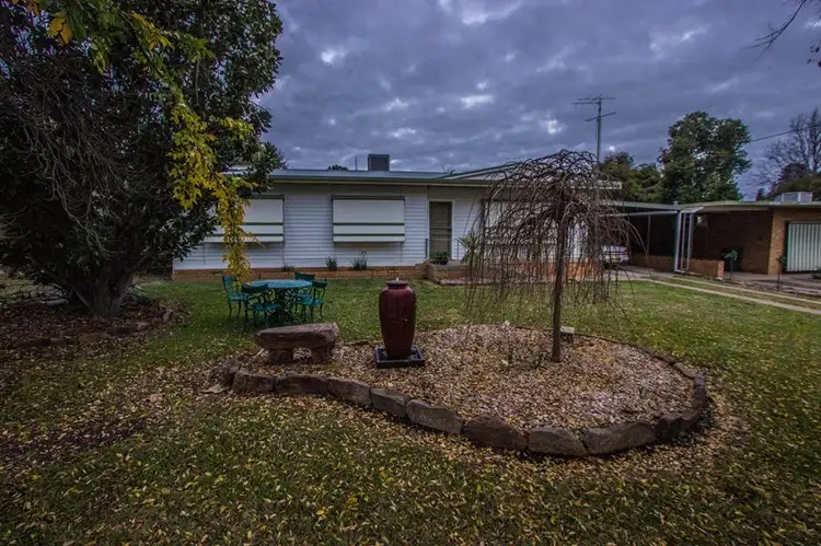 13 Shady Street, Narrandera NSW 2700