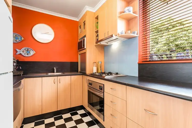 Seventh view of Homely apartment listing, 4/27 Alma Grove, St Kilda VIC 3182