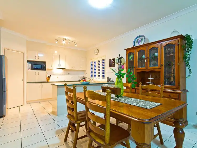 Sixth view of Homely house listing, 2 Lambertia Court, Albany Creek QLD 4035
