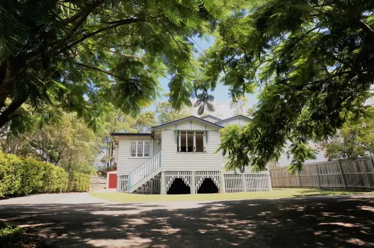 24 Laughlin Street, Kingston QLD 4114