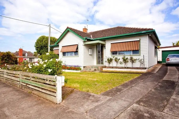 Second view of Homely house listing, 5 Garden Street, Warrnambool VIC 3280