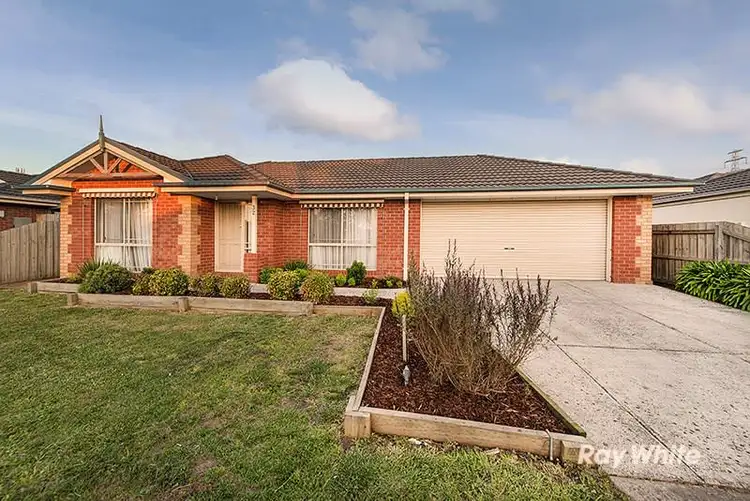 32 Genista Road, Cranbourne West VIC 3977