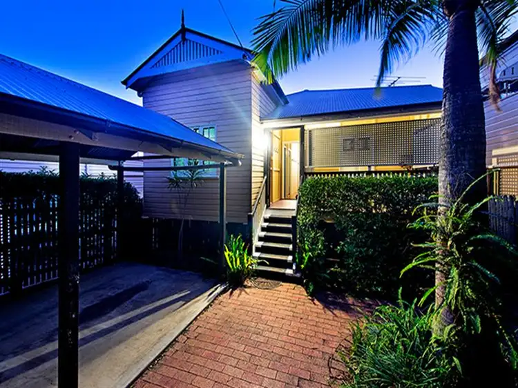 110 Philip Street, Hawthorne QLD 4171