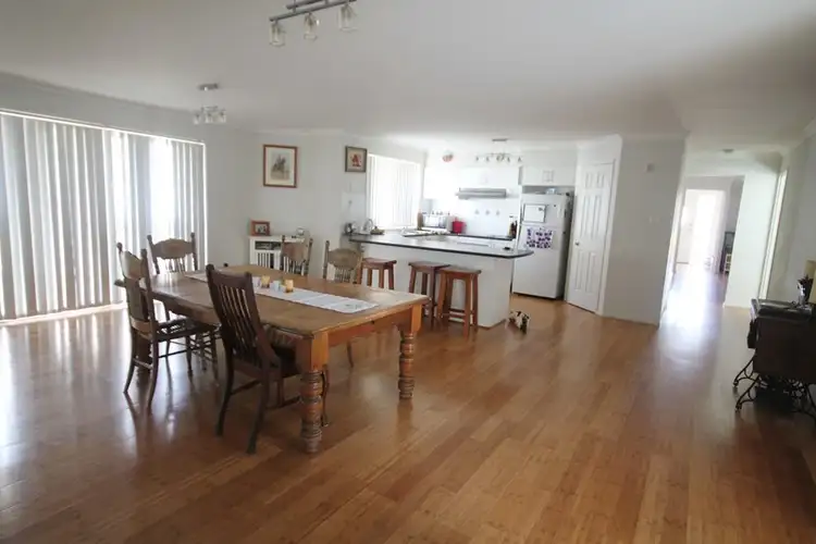 Fifth view of Homely house listing, 7 Settlers Place, Young NSW 2594