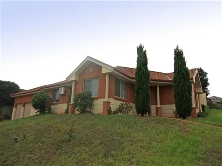 6 Blane Street, Minto NSW 2566