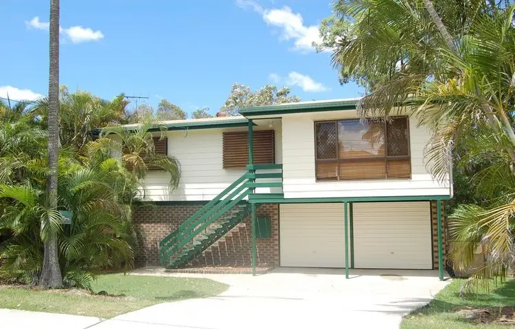 63 Conifer Street, Hillcrest QLD 4118