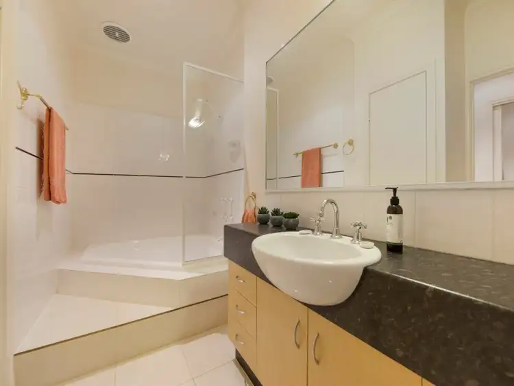 Seventh view of Homely townhouse listing, 2/38 Screen Street, Frankston VIC 3199