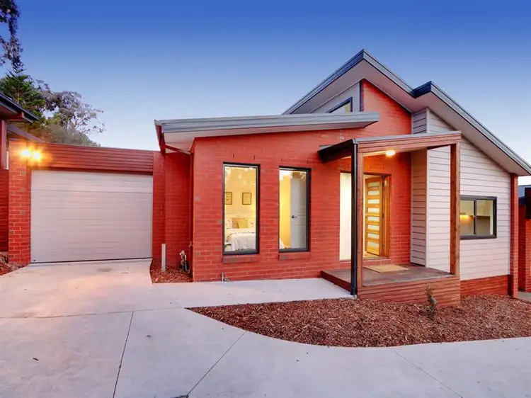 2/58 Taylor Road, Mooroolbark VIC 3138