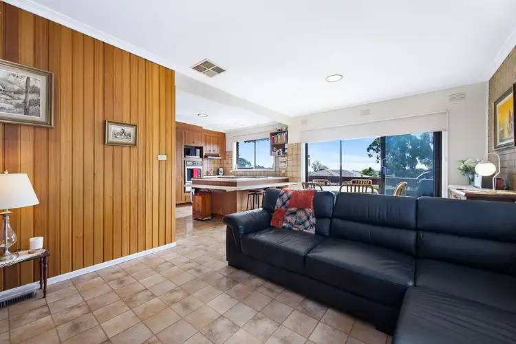 Fourth view of Homely house listing, 5 Norray Avenue, Mount Waverley VIC 3149