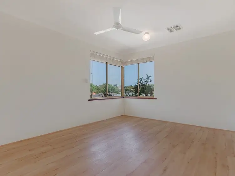 Seventh view of Homely house listing, 4 Newstead Close, Halls Head WA 6210