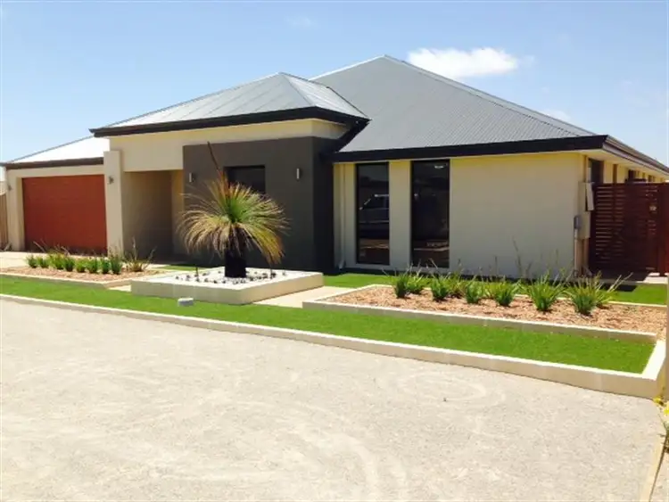 9 Stormking Loop, Wandina WA 6530