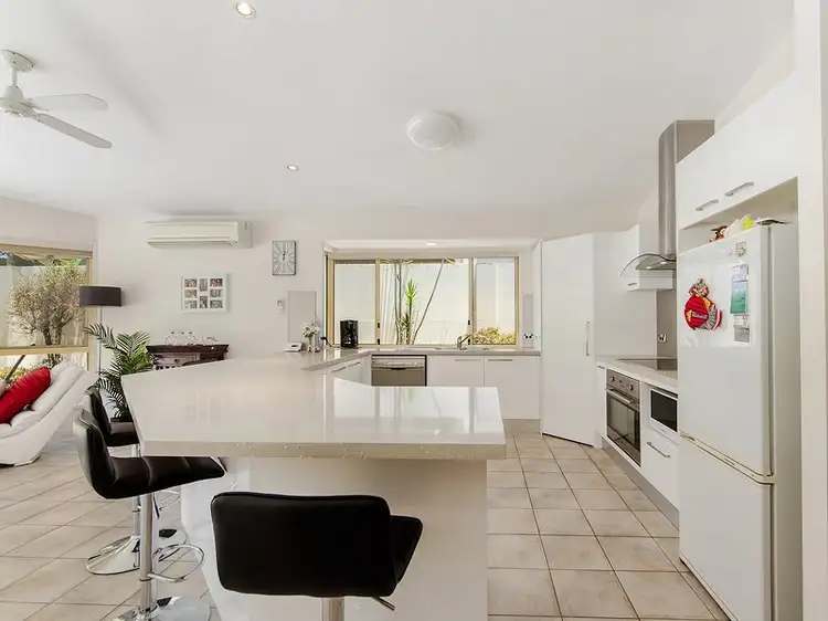 Fourth view of Homely house listing, 15 Pearson Close, Arundel QLD 4214