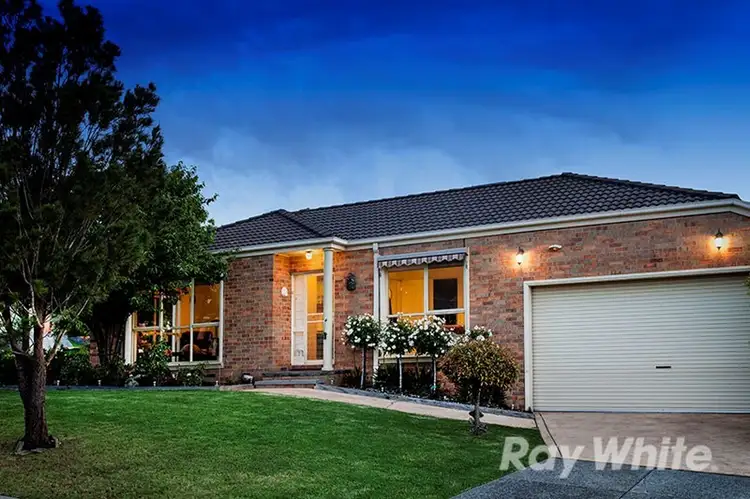 8 Memory Lane, Rowville VIC 3178
