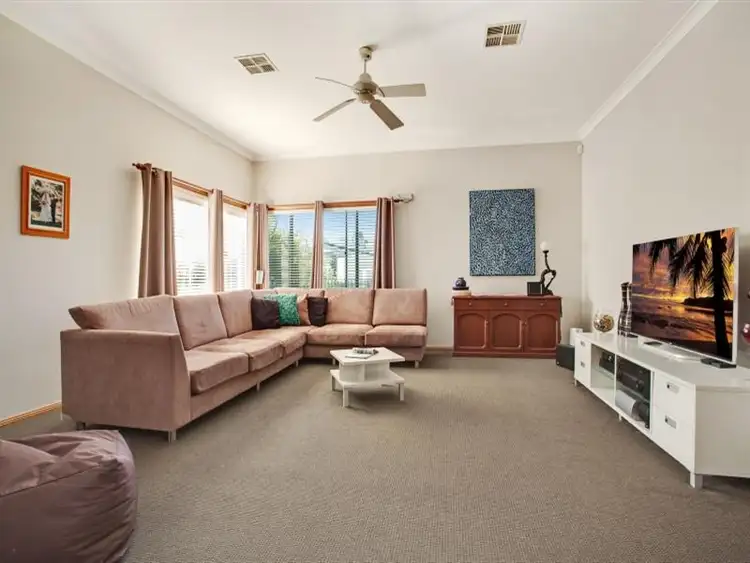 Second view of Homely house listing, 7 Cedar Wattle Close, Aberglasslyn NSW 2320