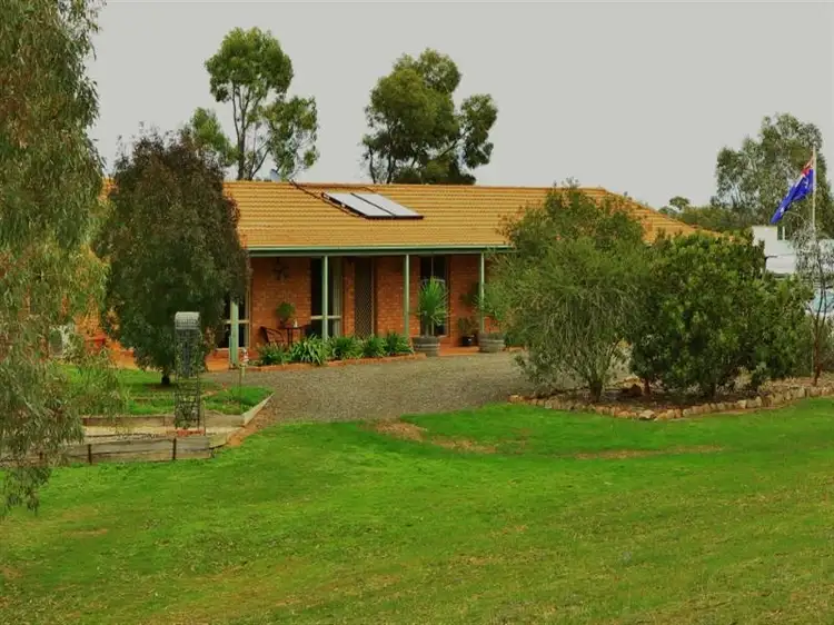 54 Heathcote Nagambie Road, Heathcote VIC 3523
