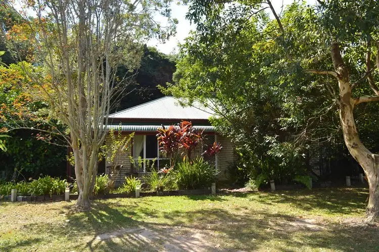 173 Lindeman Road, Beerwah QLD 4519