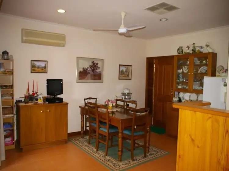Seventh view of Homely house listing, 2 Cocos Place, Renmark SA 5341