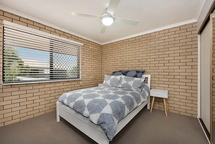 Sixth view of Homely unit listing, 5/33-35 Goonawarra Drive, Mooloolaba QLD 4557