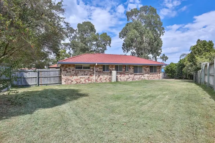 4 Goomburra Court, Forest Lake QLD 4078
