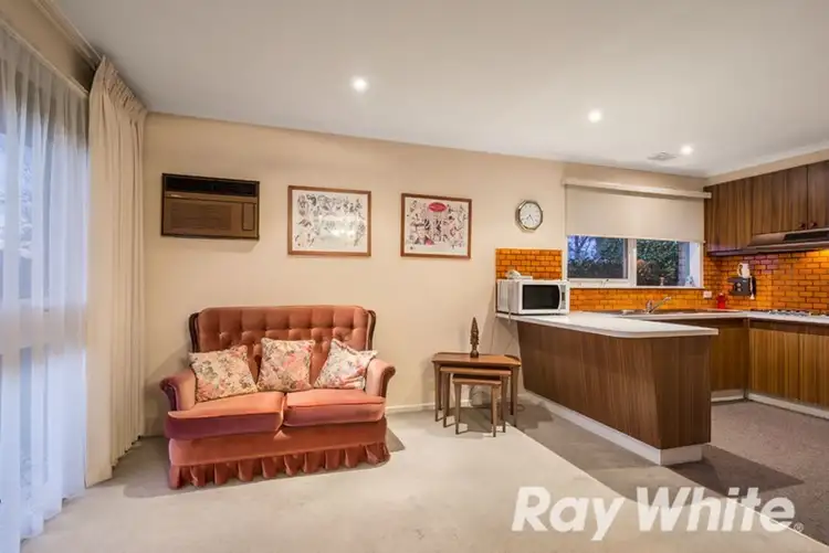 Second view of Homely house listing, 2 Cambara Court, Vermont South VIC 3133