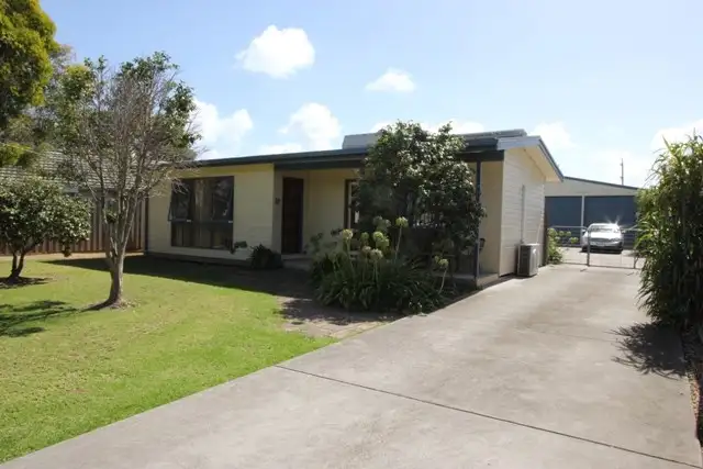 33 Phillip Island Road, Newhaven VIC 3925