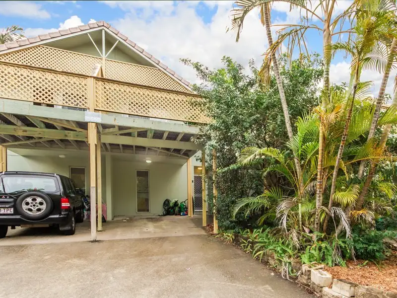 Main view of Homely townhouse listing, 2/215 Cottesloe Drive, Mermaid Waters QLD 4218