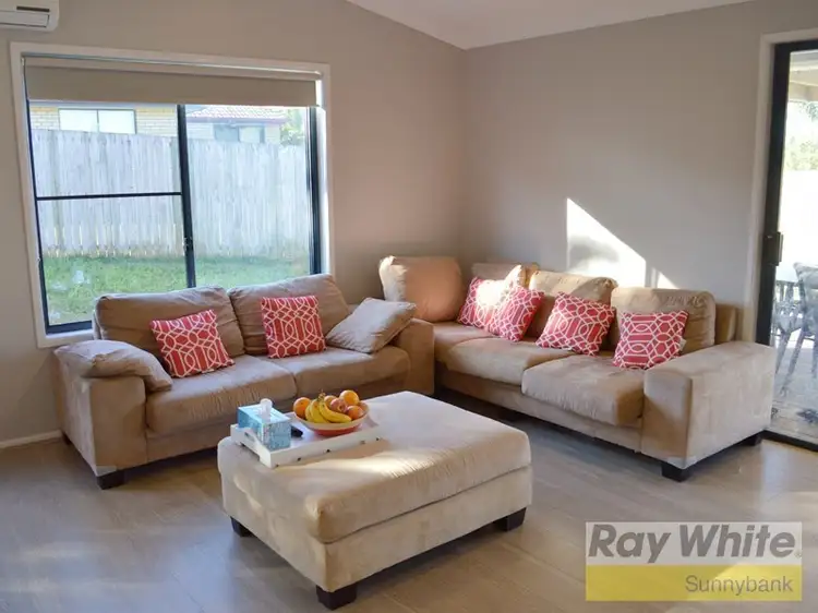 Second view of Homely house listing, 7 Green Place, Durack QLD 4077