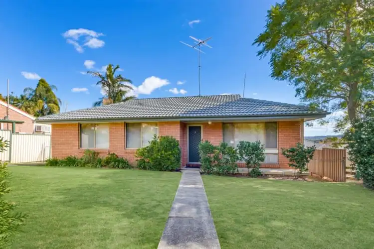 37 Randall Avenue, Minto NSW 2566