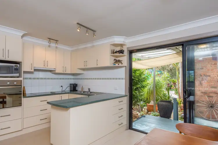 3 Coconut Drive, North Nowra NSW 2541