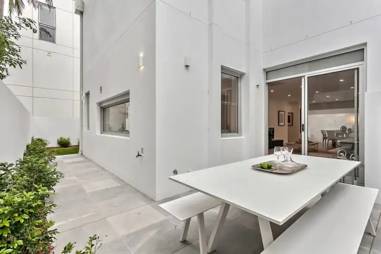 Seventh view of Homely townhouse listing, 2/39A Kembla Street, Wollongong NSW 2500