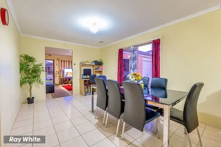 Seventh view of Homely house listing, 8 Keats Court, Truganina VIC 3029