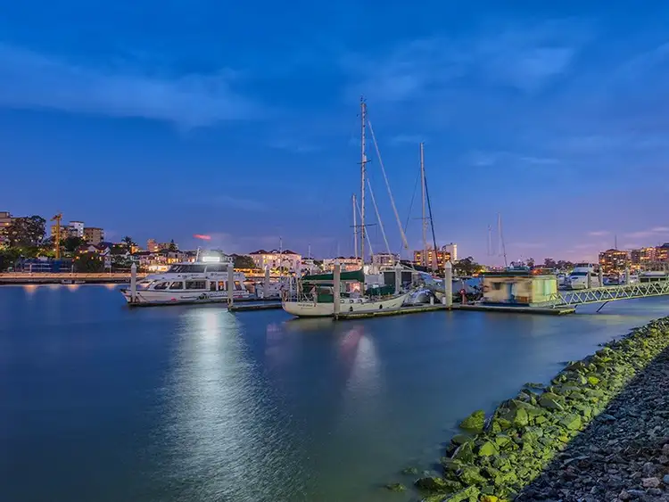 14/8 Goodwin Street, Kangaroo Point QLD 4169