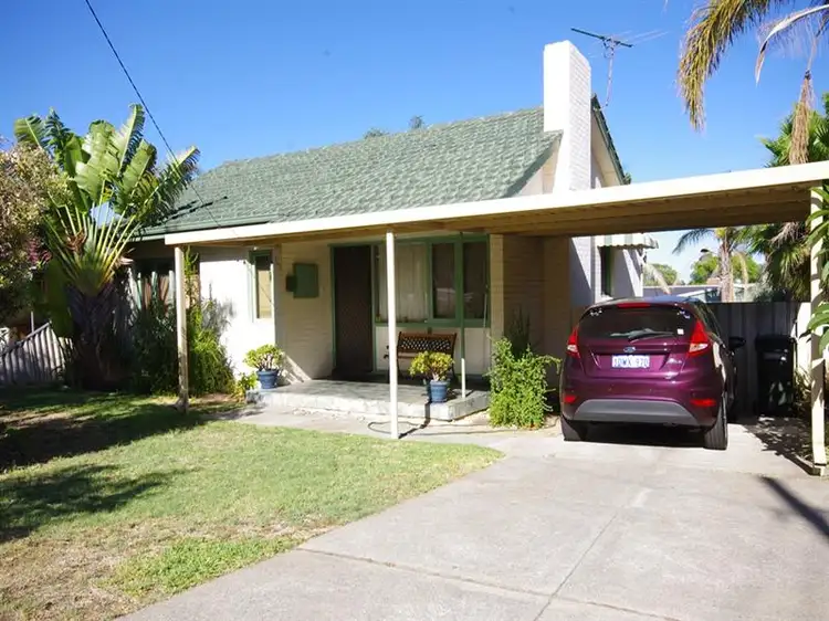 363 Flinders Street, Nollamara WA 6061