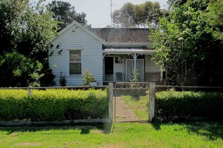 27 Laidlaw Street, Hamilton VIC 3300