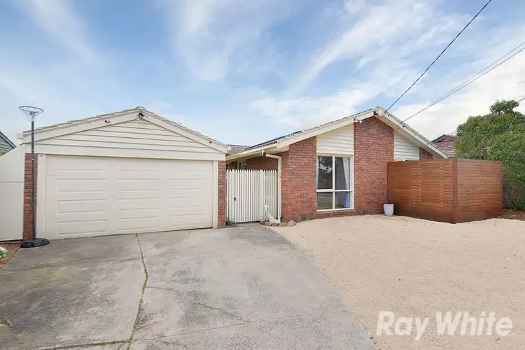 21 Beckenham Drive, Ferntree Gully VIC 3156