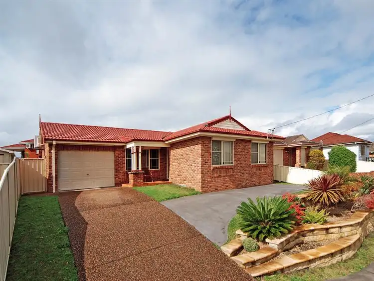 199 Princes Highway, Dapto NSW 2530