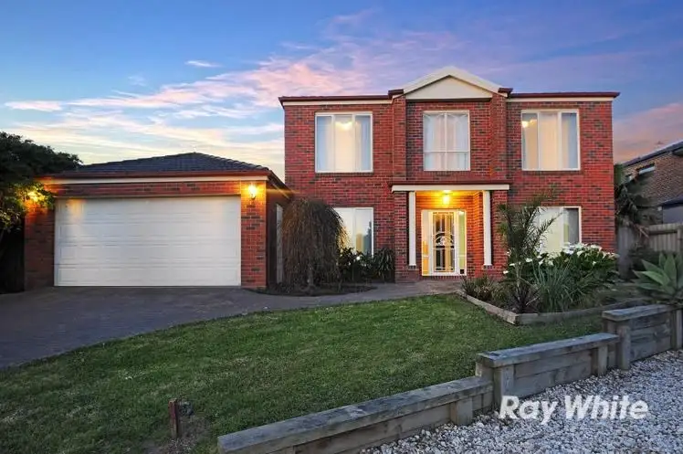 10 Sunningdale Crescent, Cranbourne VIC 3977