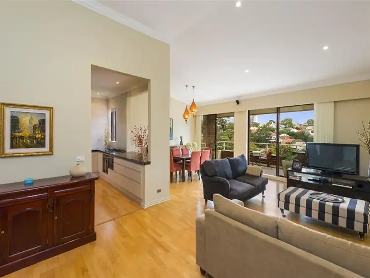 23/2 Spruson Street, Neutral Bay NSW 2089