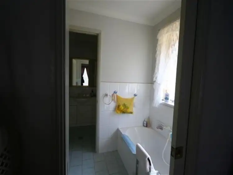 Fifth view of Homely house listing, 65 Shakespeare Close, Oberon NSW 2787