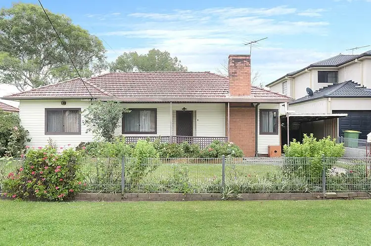 7 Latty Street, Fairfield NSW 2165