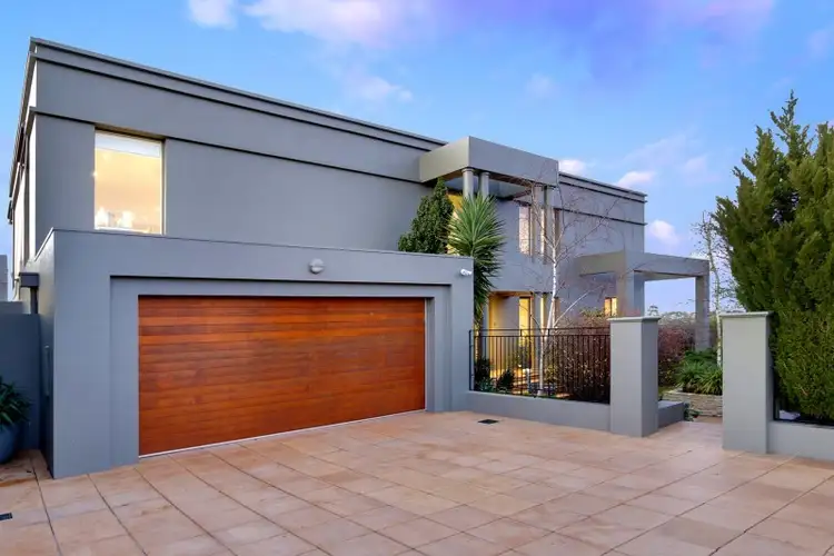 11 Esher Rise, Mount Martha VIC 3934
