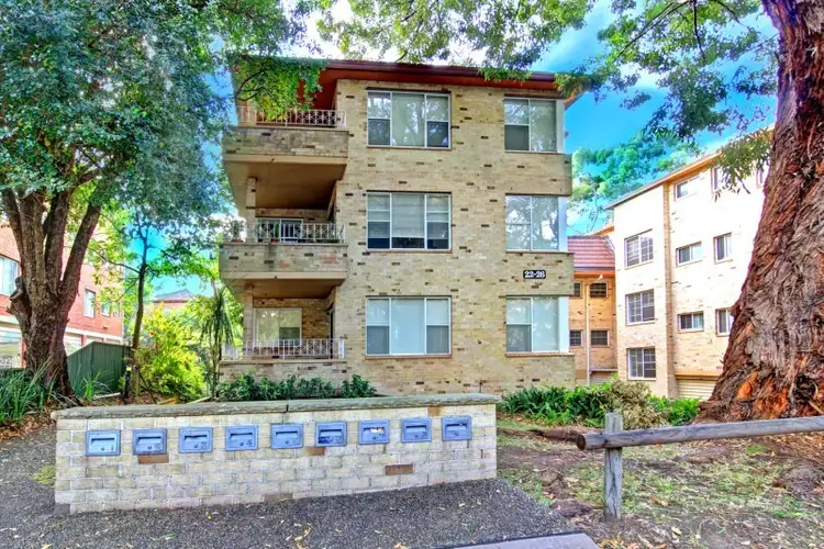 2/22 Garfield Street, Carlton NSW 2218