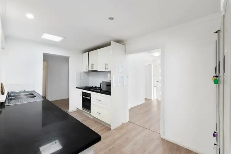 Third view of Homely house listing, 5 Merryn Close, Bundoora VIC 3083