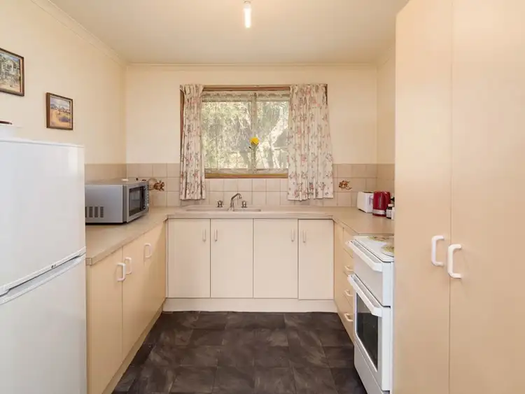 Third view of Homely house listing, 2/118 Hurling Drive, Mount Barker SA 5251