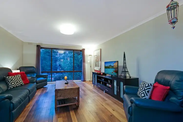 Sixth view of Homely house listing, 8 Highbrook Court, Diamond Creek VIC 3089