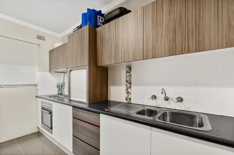 Third view of Homely house listing, 10/6 Mackie Street, Coniston NSW 2500